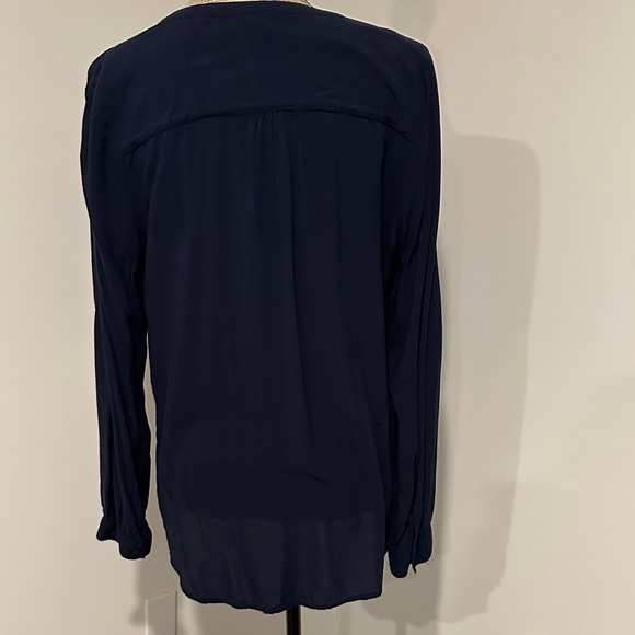 Old Navy  navy blue Mandarin collar V-neck tunic top size large - Picture 6 of 9